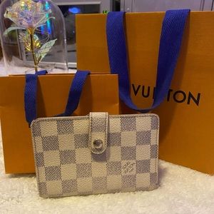 Louis Vuitton Portefeiulle Vienova Damier Wallet